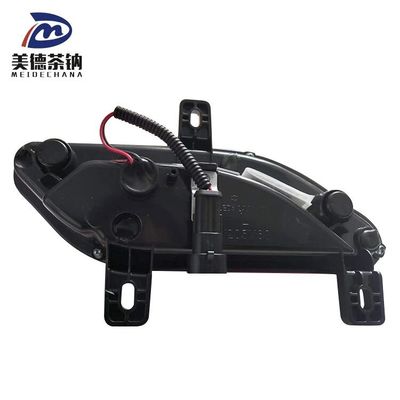 後ろ バンパー ライト 反射 霧灯 を 用い,車 の 安全 を 向上 さ せる