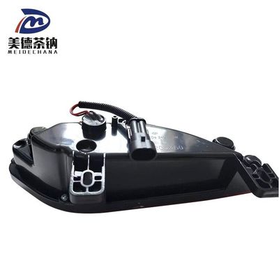 後ろ バンパー ライト 反射 霧灯 を 用い,車 の 安全 を 向上 さ せる