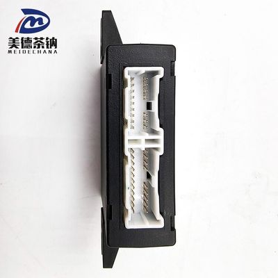 写真は,中東用のカスタム製のスクイールリバースレーダー