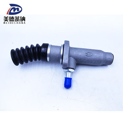 OE NO. 1608-001041608-00130 オリジナルバス部品のための金属クラッチマスターシリンダー