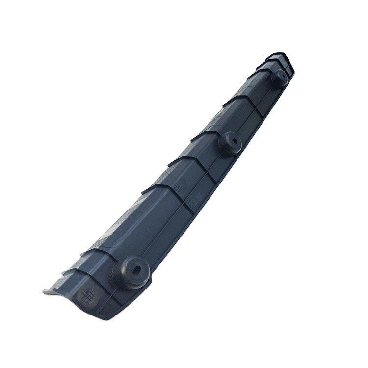 Q39905 自動車のラジエータ用プラスチック上蓋用のクロス・リセス・パン・ヘッド・タッピング・スクリュー